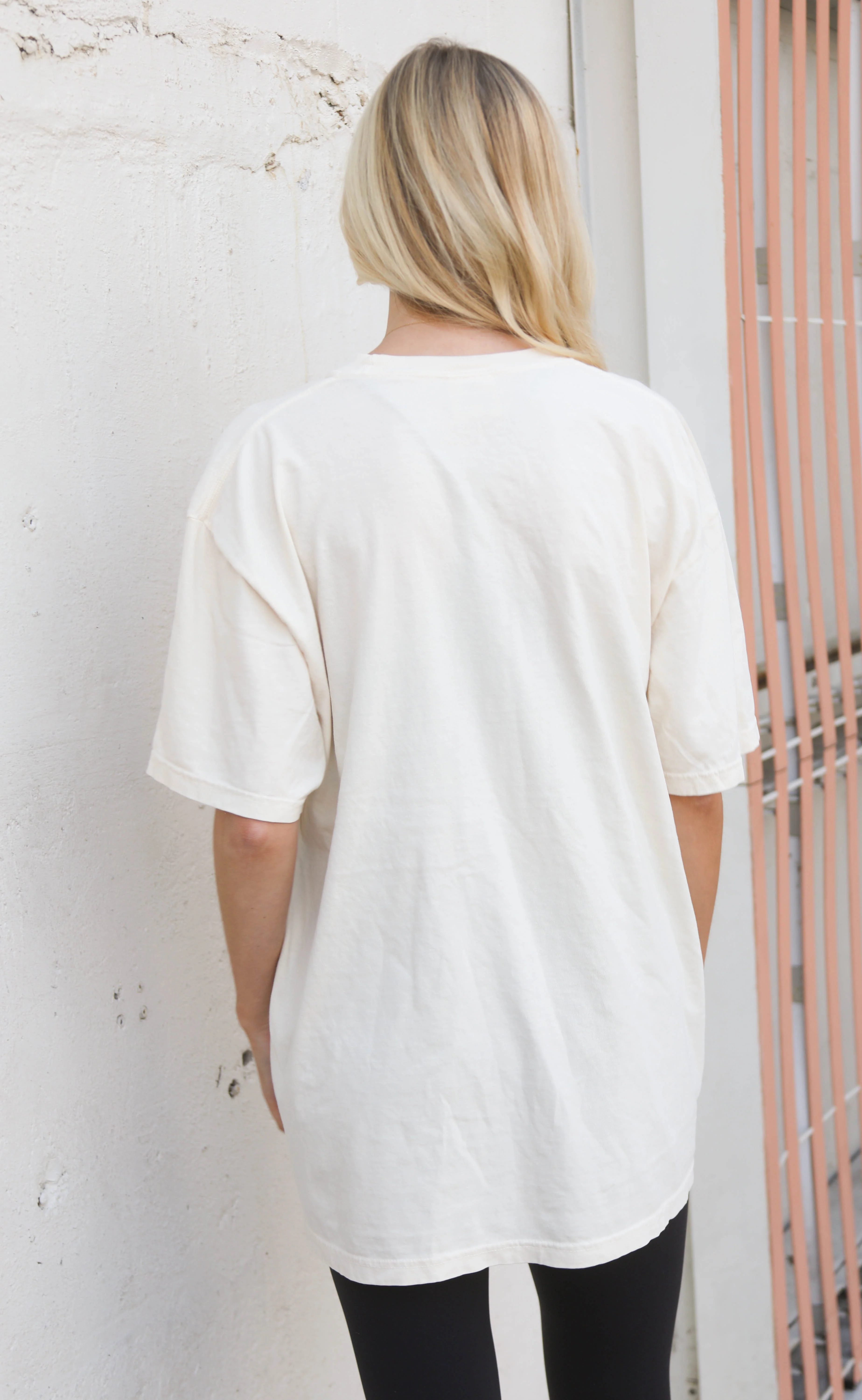 charlie southern: hogs badge vault t shirt - Image 4
