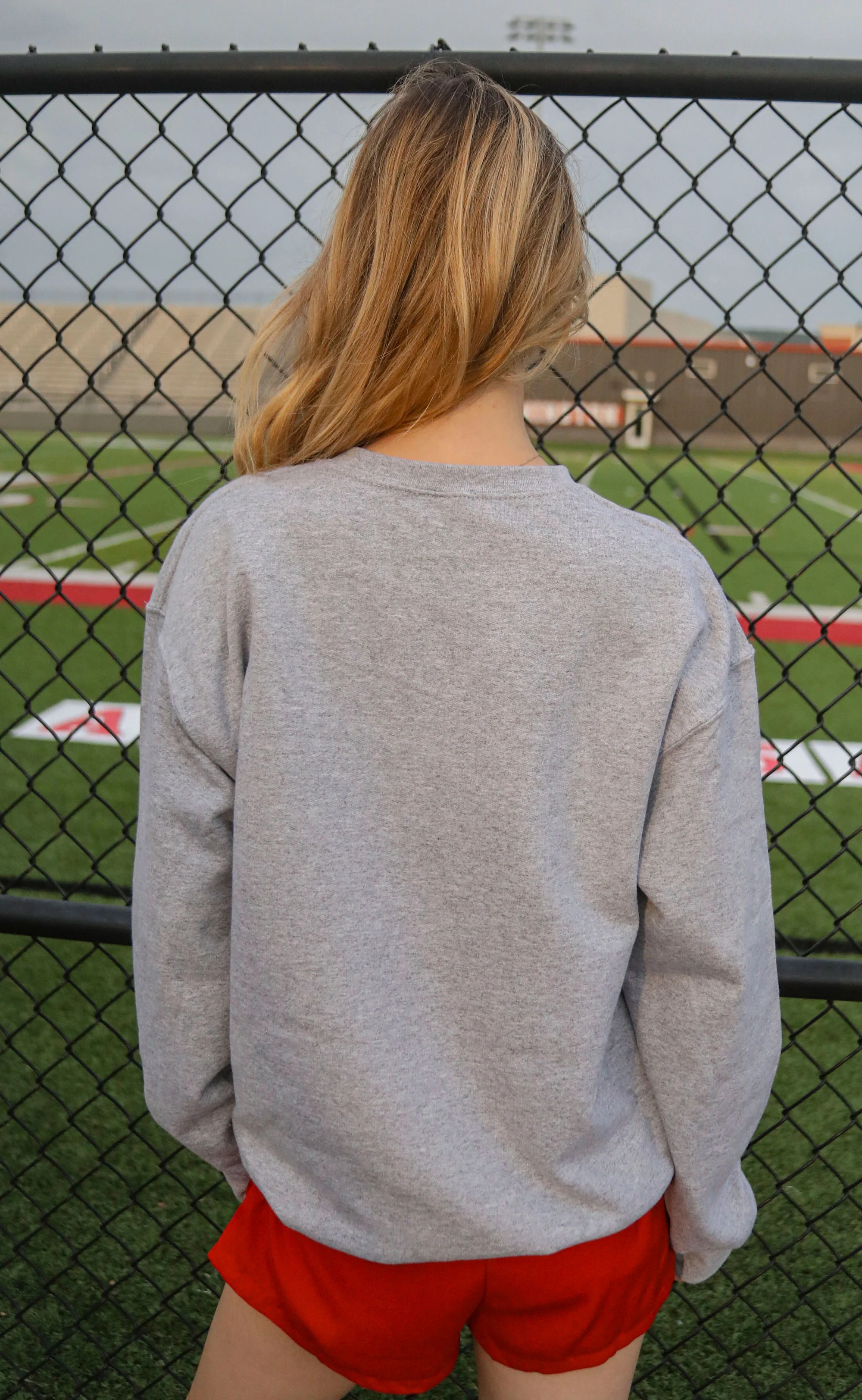 charlie southern: hogs script sweatshirt - grey - Image 6