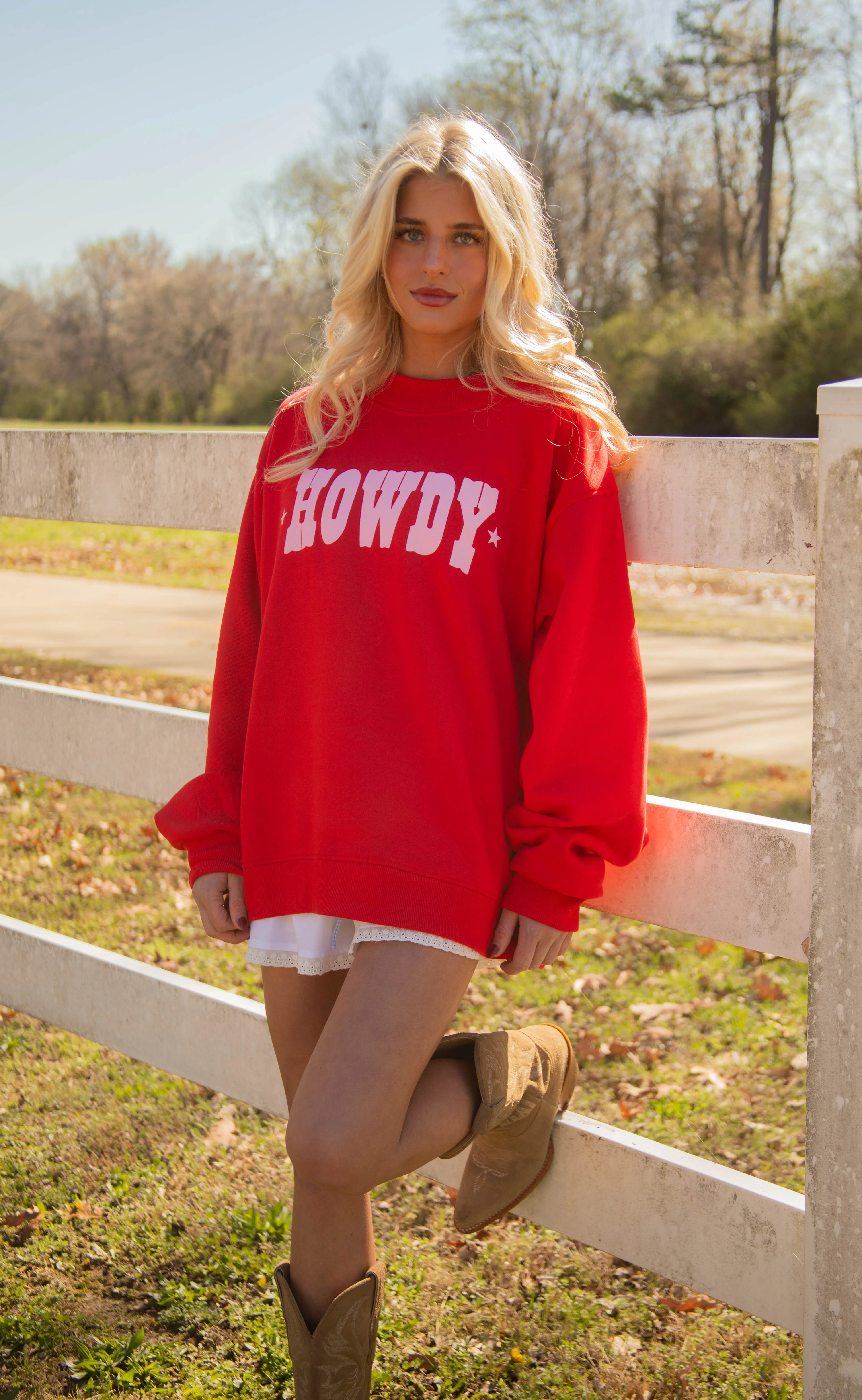 charlie southern: howdy mockneck - red