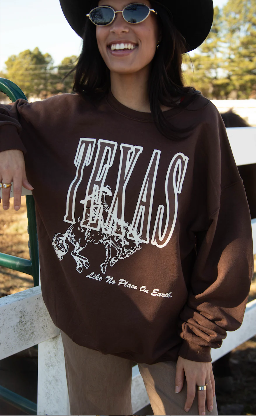 charlie southern: texas like no place on earth sweatshirt - Image 4
