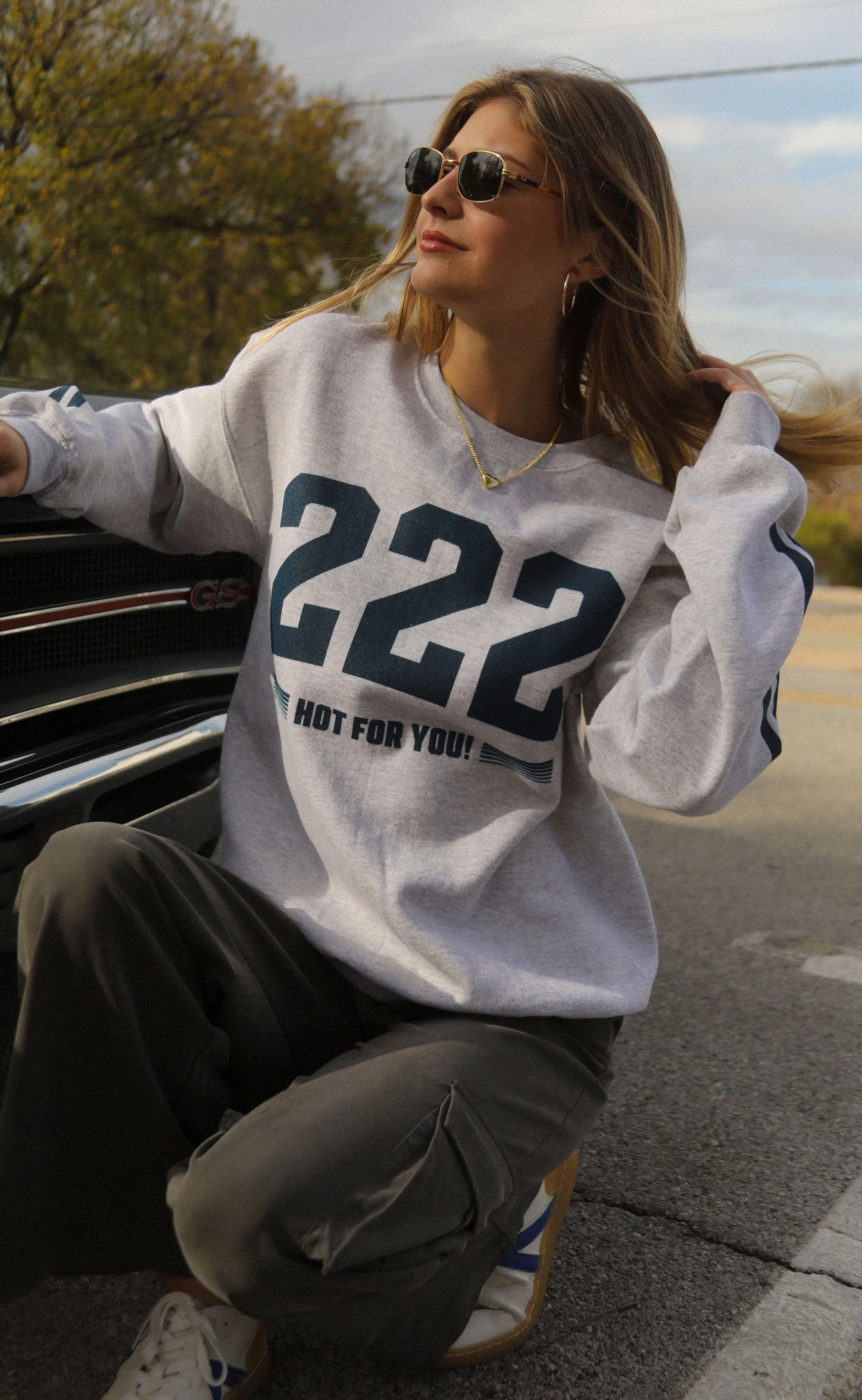 friday + saturday: 222 hot sweatshirt - Image 3