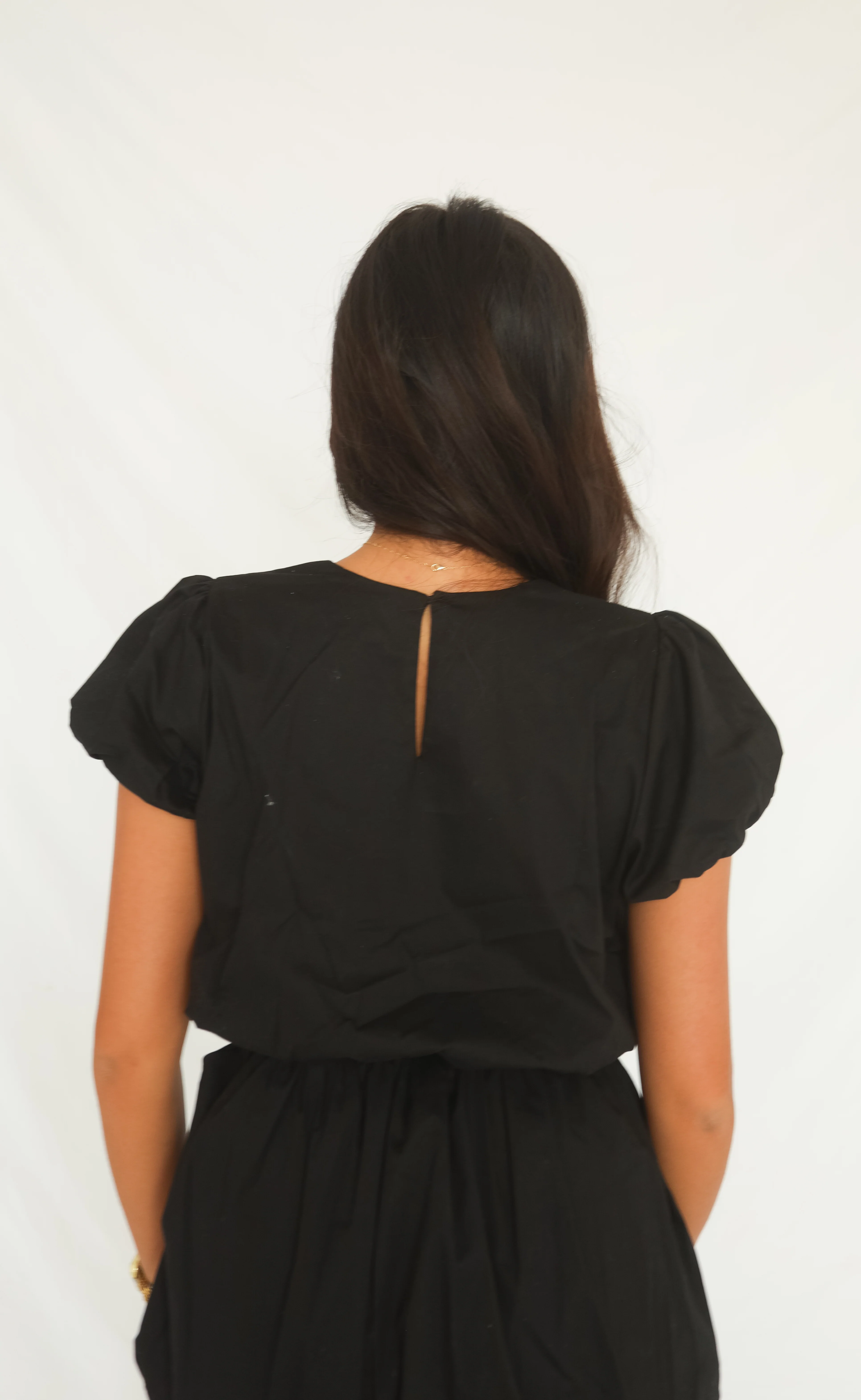 show me your mumu: highland crop top - black poplin - Image 3