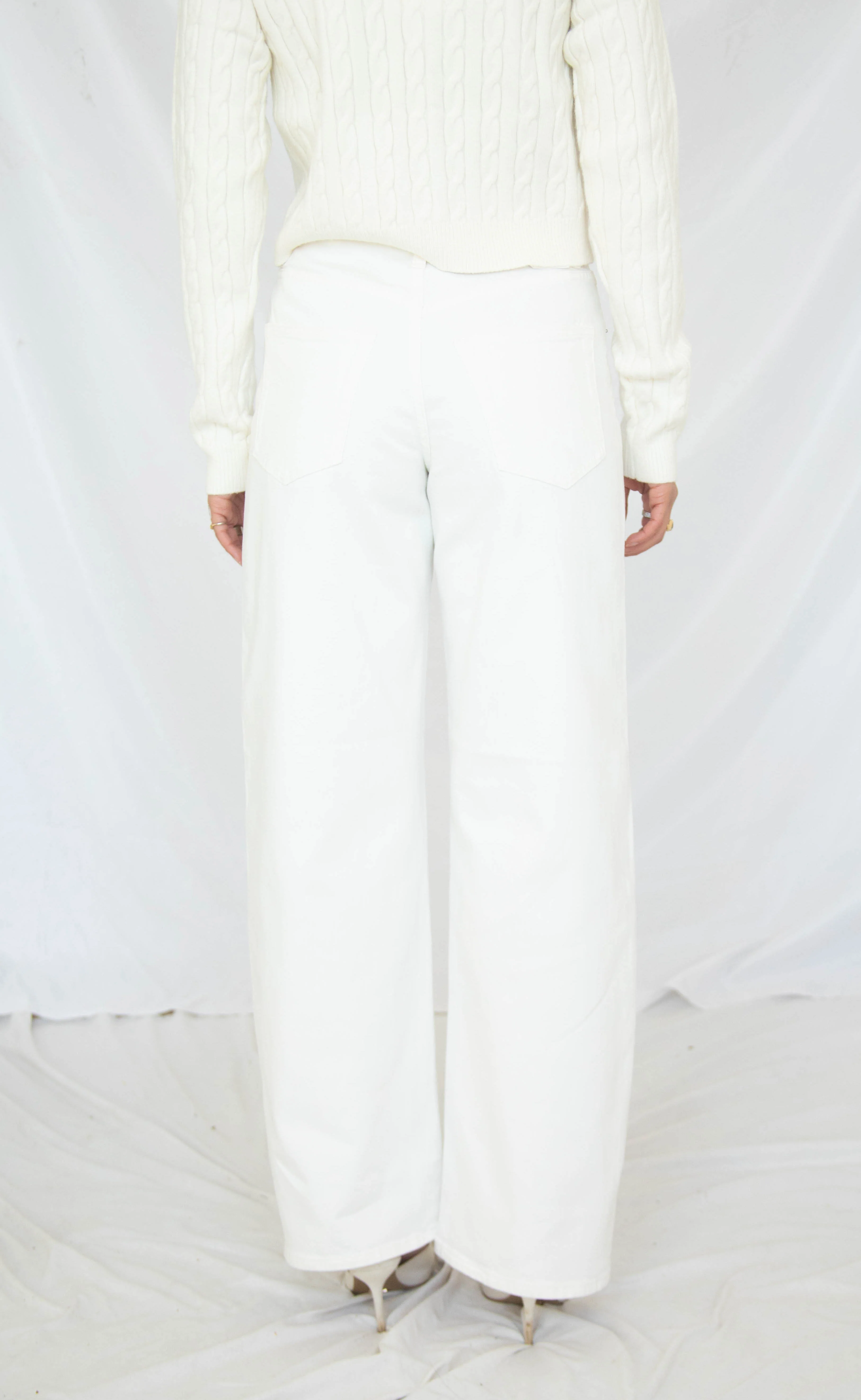 z supply: remi high rise bowed wide leg jeans - cloud - Image 3
